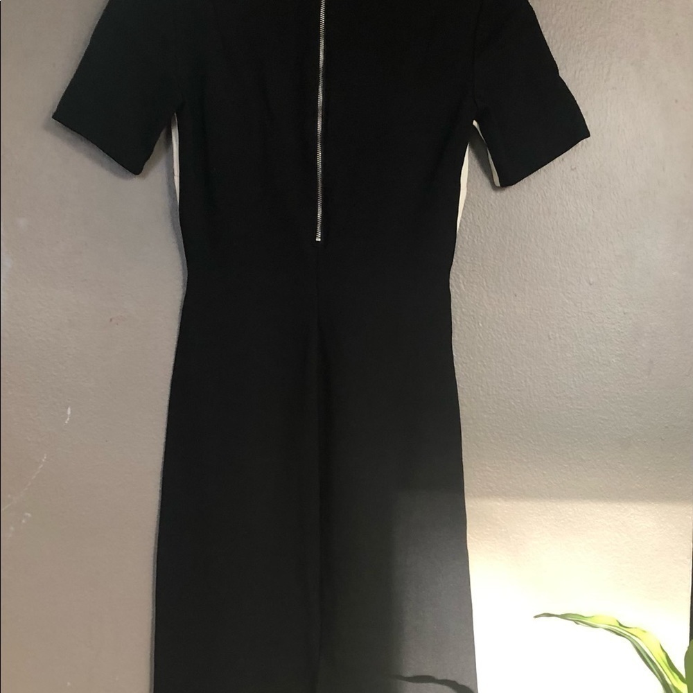 ⭐️HP⭐️ Aritzia Bodycon dress- small - Picture 11 of 12